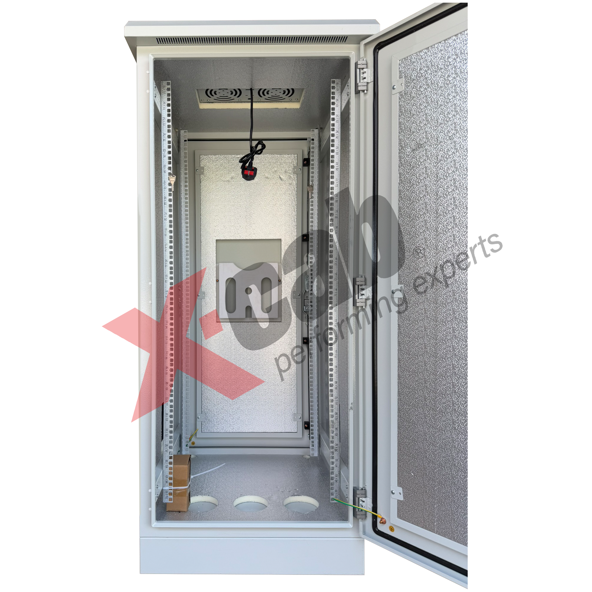 Xcab-FG196627_03.png
